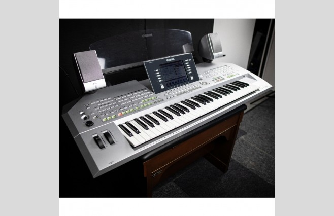 Used Yamaha Tyros 2 Keyboard With MS02 Speakers (SN:GBRAMN01001) - Image 4